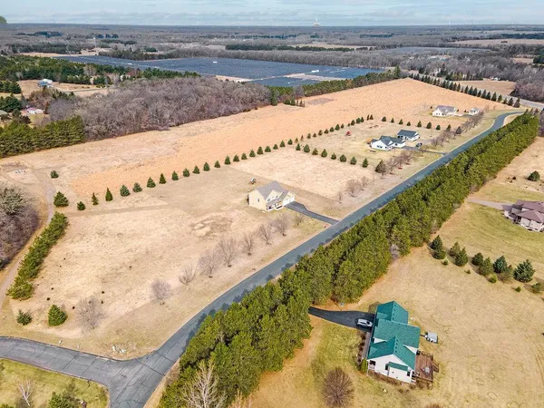 $649,900 | 10551 Lanesboro Way, North Branch, MN 55056