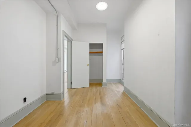 $1,950 | 203 Grand Street, Unit 1, Newburgh, NY 12550