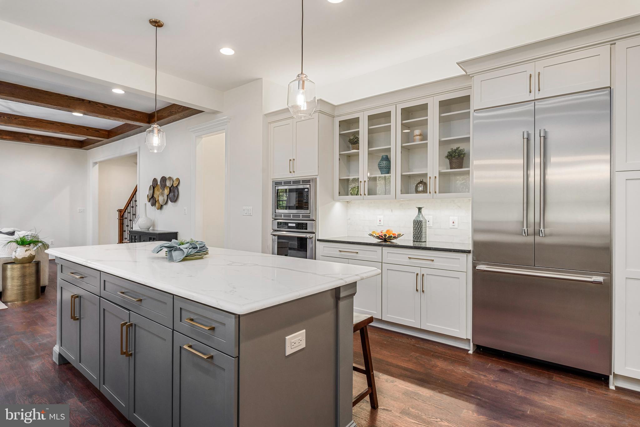 913 Ninovan Road Southeast Vienna, VA 22180 - Photo 15 of 48 Gallery Image 15
