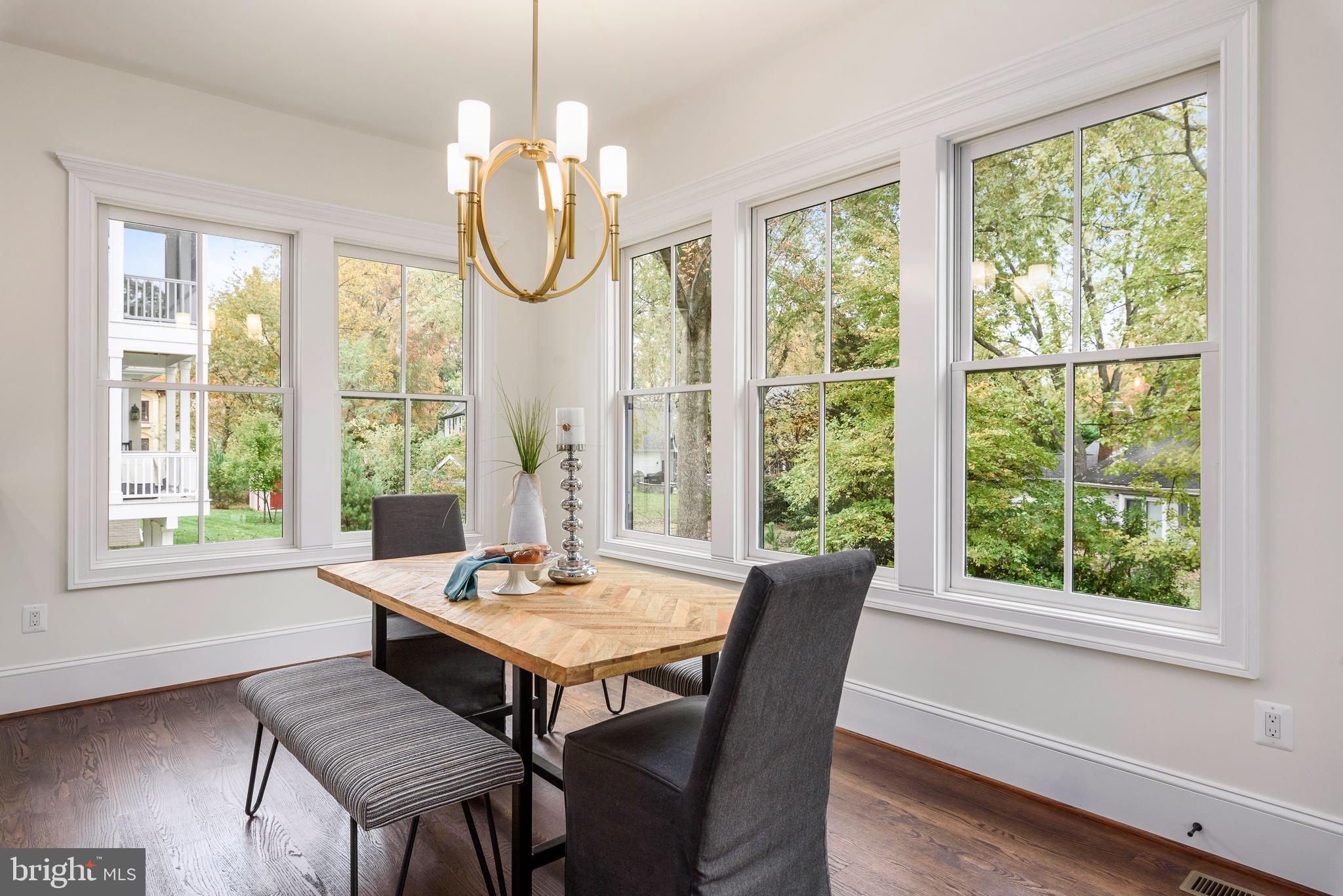 913 Ninovan Road Southeast Vienna, VA 22180 - Photo 18 of 48 Gallery Image 18