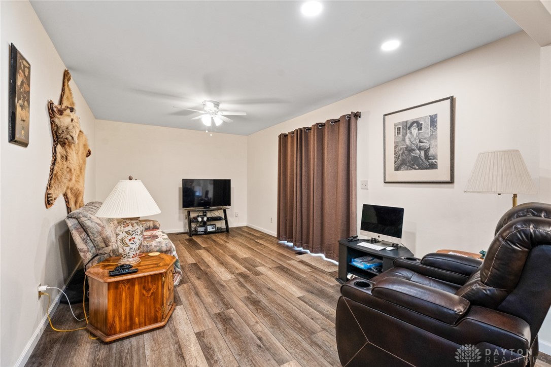 7630 Mad River Road Dayton, OH 45459 - Photo 11 of 24