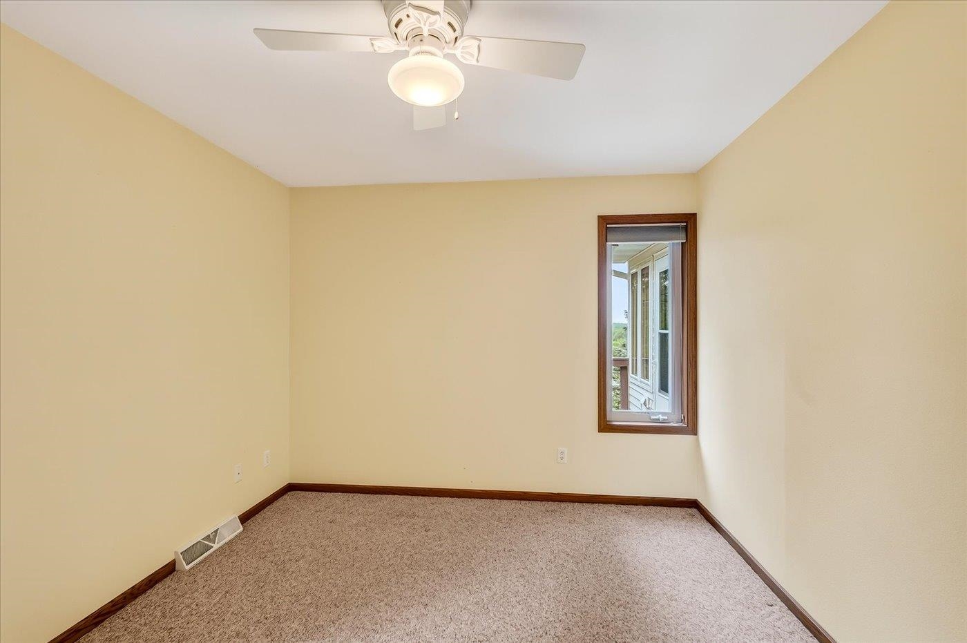 118 East Miller Road Rio, WI 53960 - Photo 37 of 53