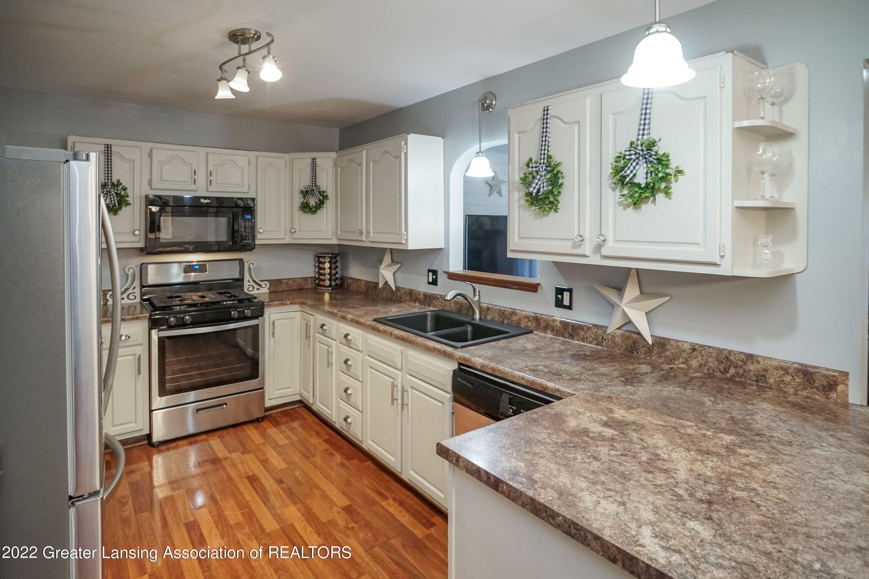 7717 Friend Road Portland, MI 48875 - Photo 6 of 43 7717 Friend Dr MLS-8