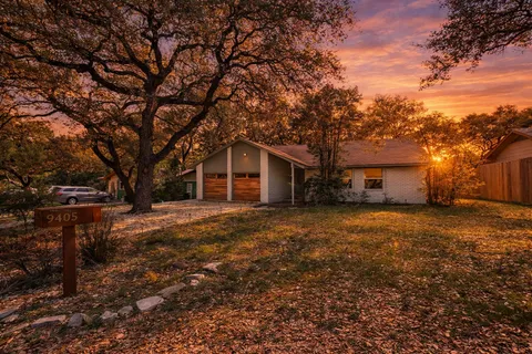 $550,000 | 9405 Shady Oaks Drive, Austin, TX 78729