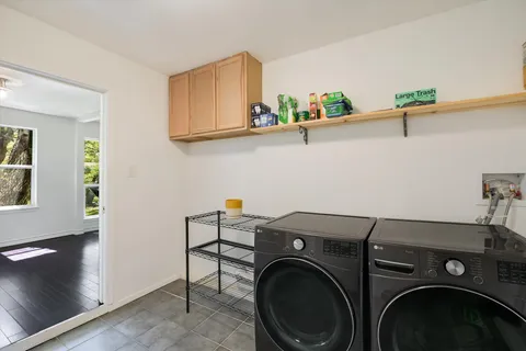 $550,000 | 9405 Shady Oaks Drive, Austin, TX 78729