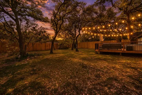 $550,000 | 9405 Shady Oaks Drive, Austin, TX 78729