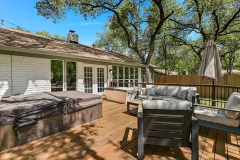 $550,000 | 9405 Shady Oaks Drive, Austin, TX 78729