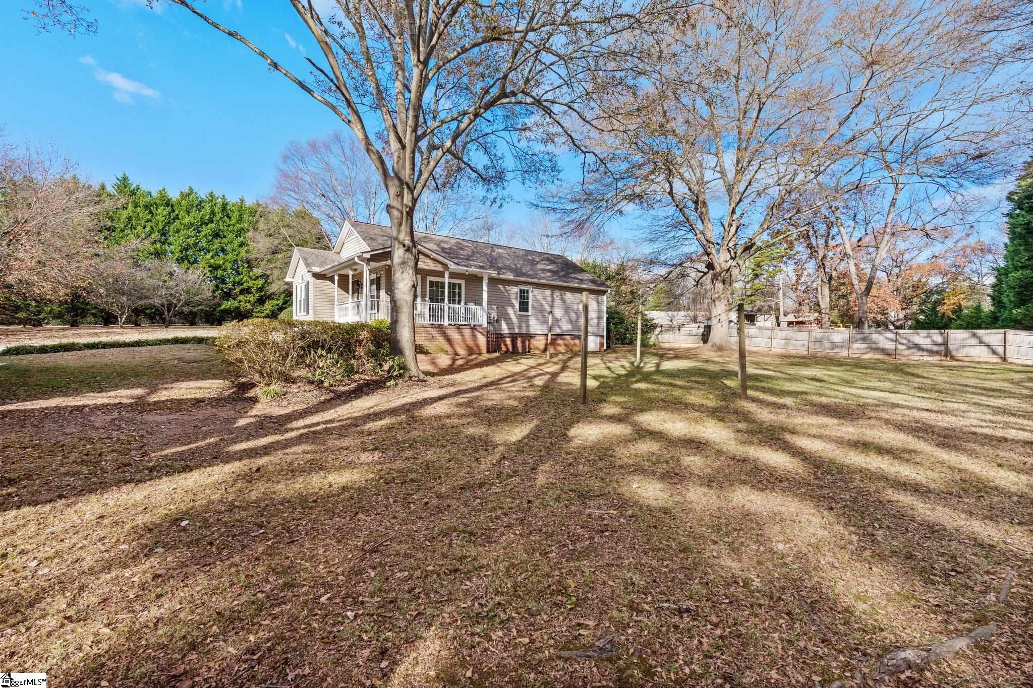 215 Boiling Springs Road Greer, SC 29650 - Photo 34 of 35 Gallery Image 34