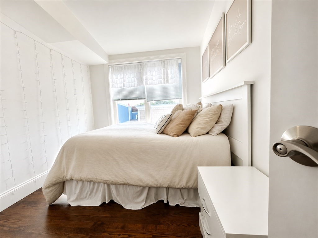 154 Gold Street, Unit 3 Boston, MA 02127 - Photo 6 of 20