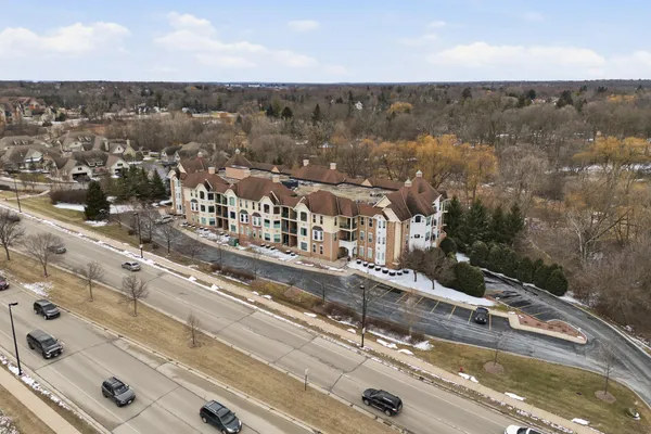 $399,900 | N74W13737 Appleton Avenue, Unit 202, Menomonee Falls, WI 53051