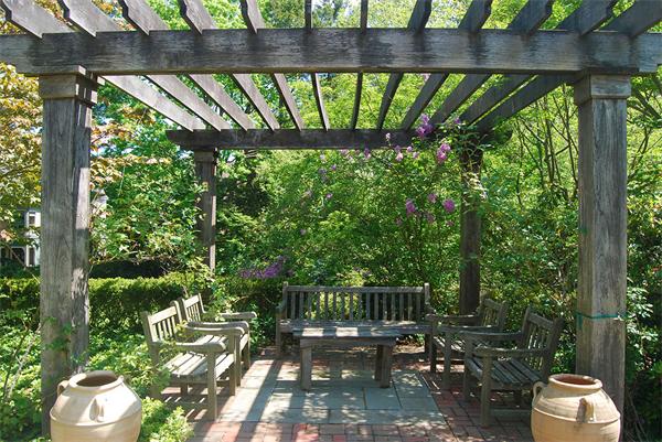 182 Walnut Street Brookline, MA 02445 - Photo 6 of 15 Gallery Image 6