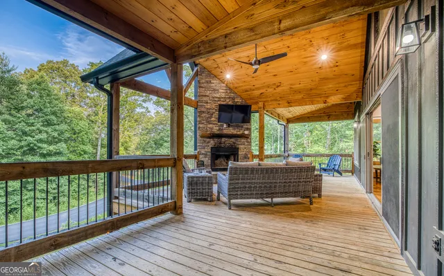 $649,000 | 284 Lees Ride, McCaysville, GA 30555