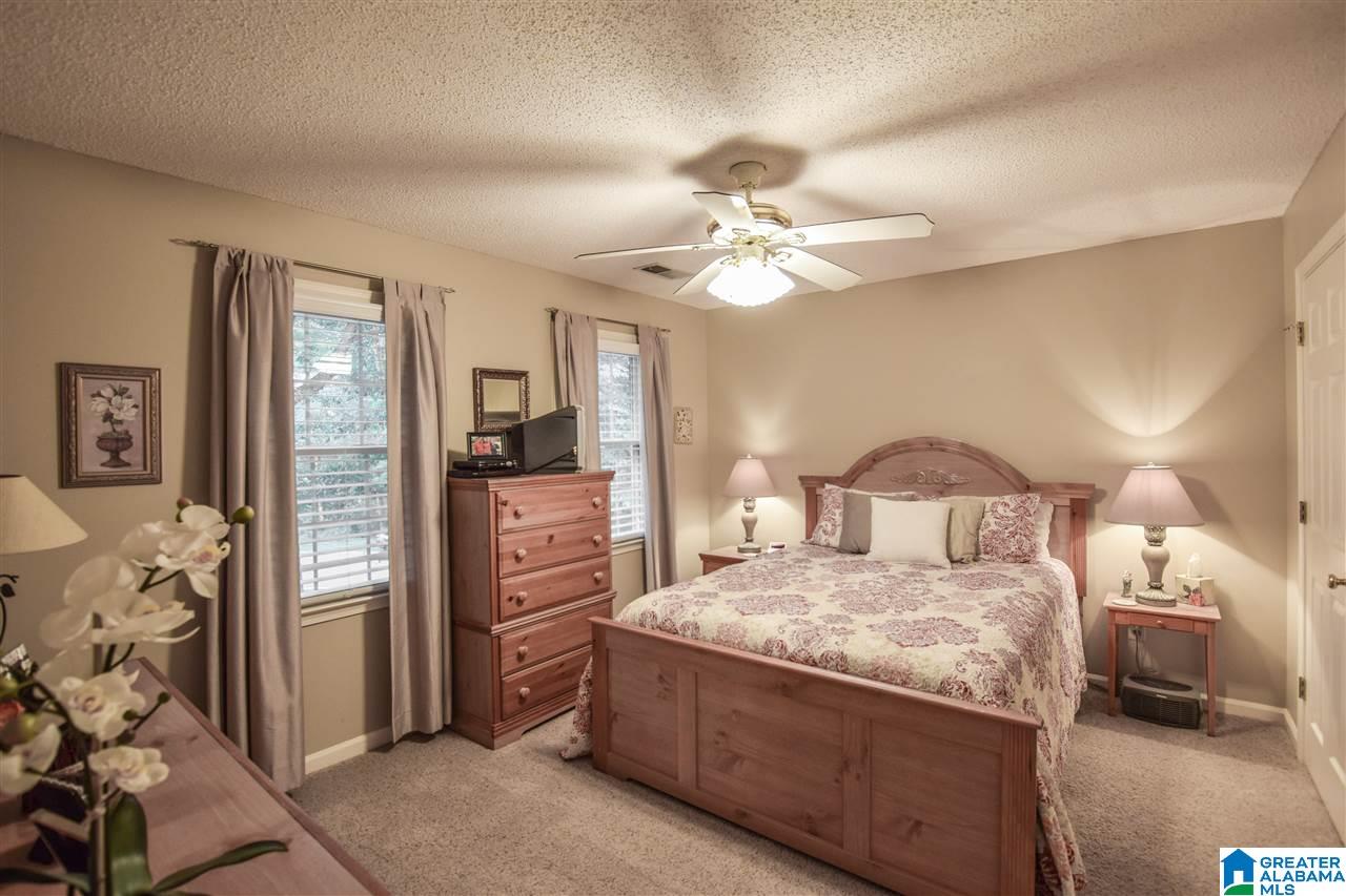 101 Mallard Pointe Drive Pelham, AL 35124 - Photo 20 of 37