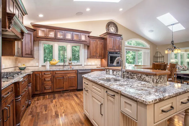 $699,900 | 100 Alto Relievo Way, Marshall, MI 49068