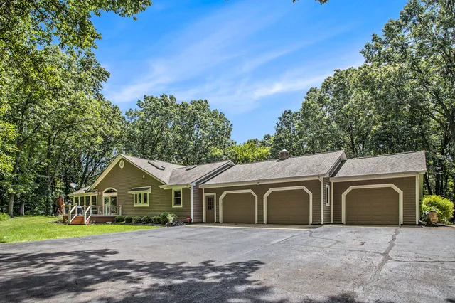 $699,900 | 100 Alto Relievo Way, Marshall, MI 49068