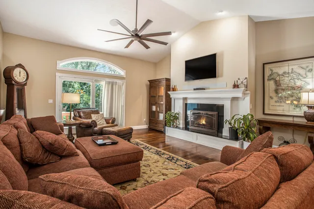 $699,900 | 100 Alto Relievo Way, Marshall, MI 49068