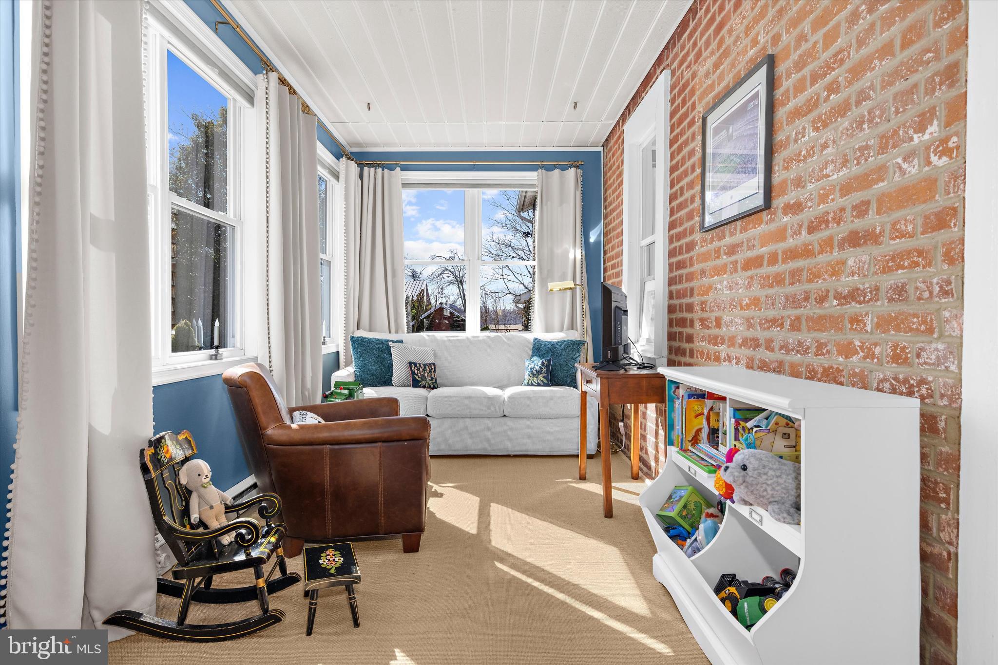 252 Granny Branch Road Church Hill, MD 21623 - Photo 18 of 75 Bright and inviting sunlit lounge space.