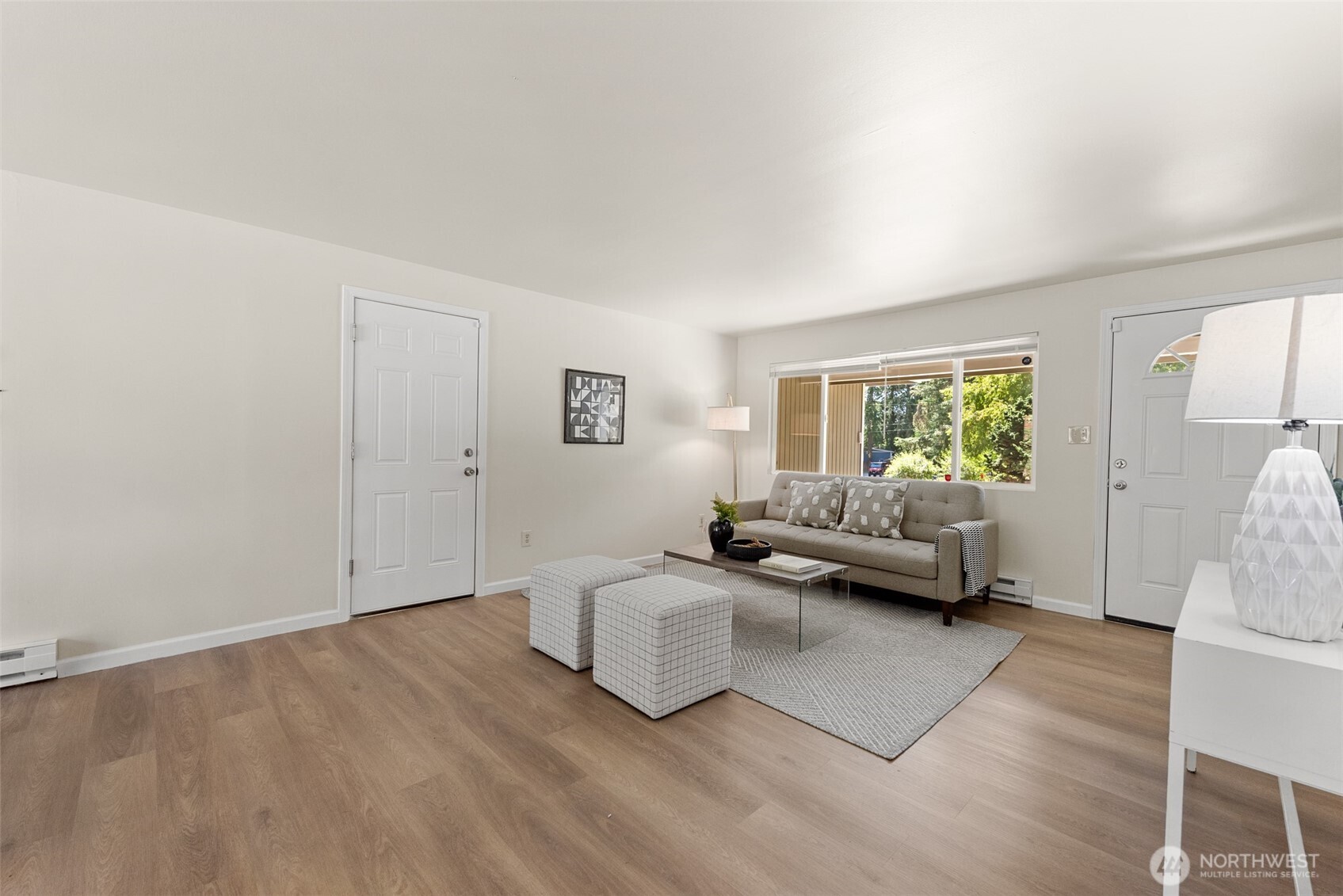 19229 3rd Drive Southeast Bothell, WA 98012 - Photo 3 of 22 a living room with furniture and a window