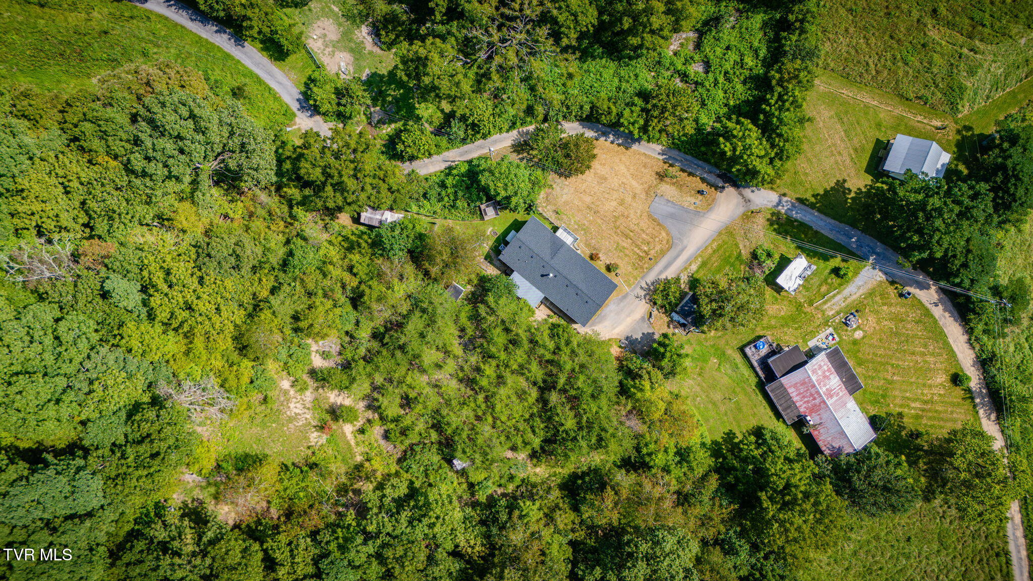 391 Old Rock Hill Road Watauga, TN 37694 - Photo 2 of 40 108