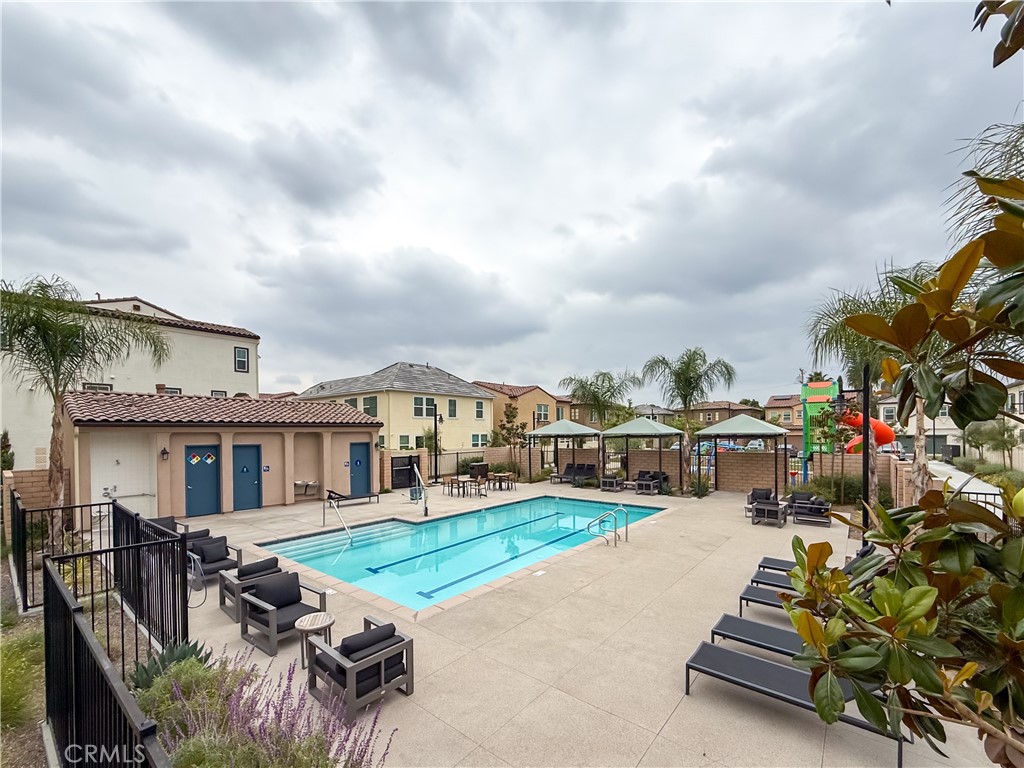 2129 Yukon Pomona, CA 91766 - Photo 43 of 46