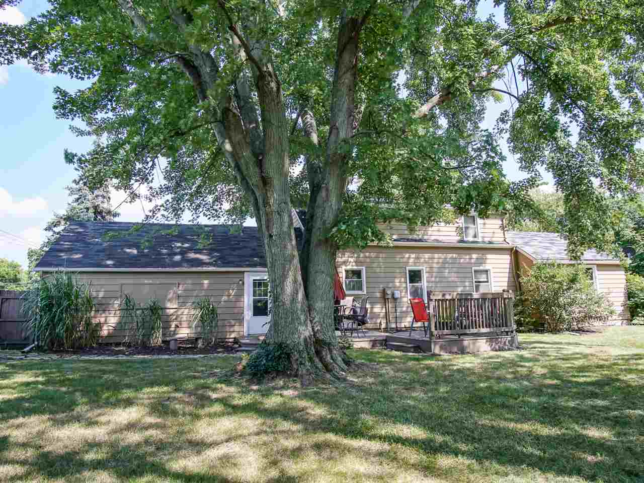 8527 Auburn Road Fort Wayne, IN 46825 - Photo 32 of 36