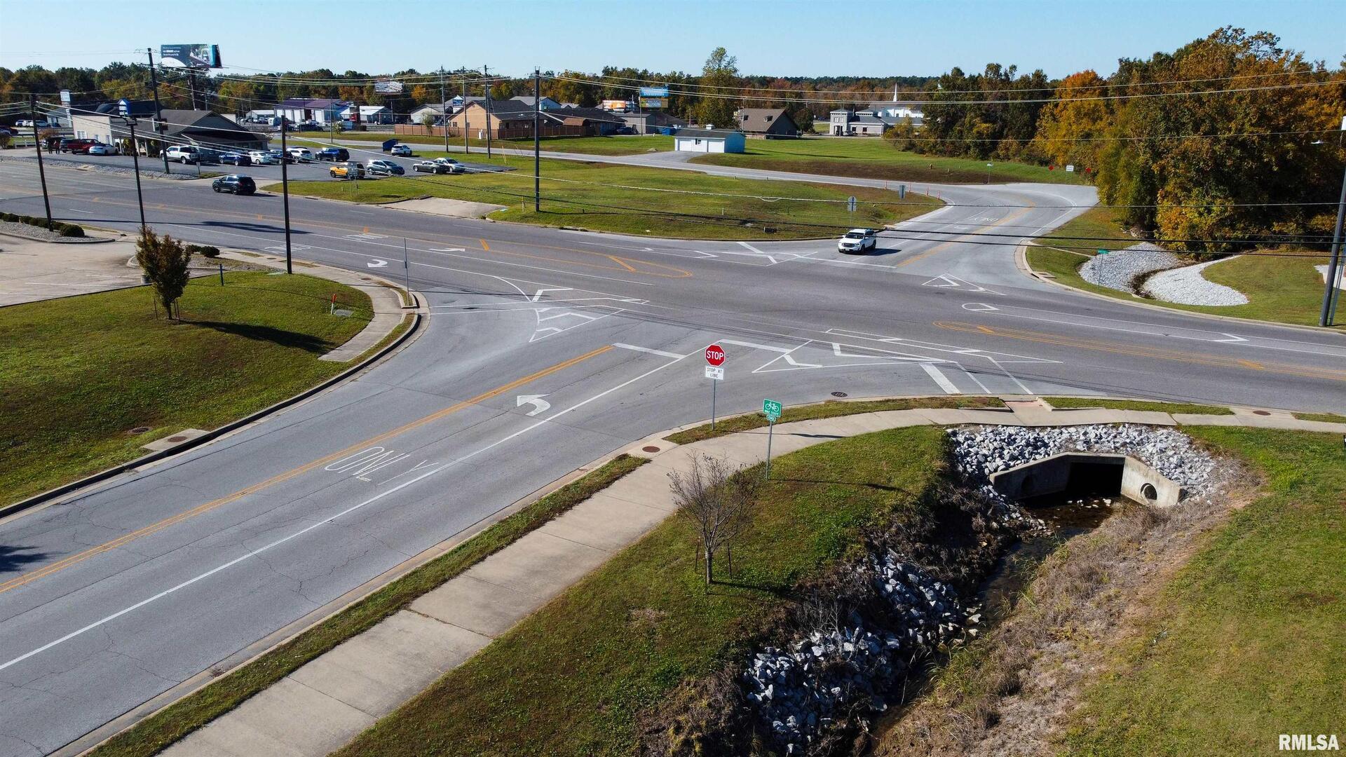 1300 South Division Street Carterville, IL 62918 - Photo 4 of 7