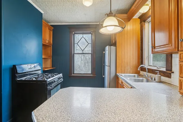 $250,000 | 603 Locust Street, Blanchardville, WI 53516