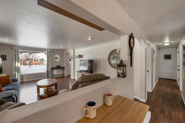 $249,900 | 1433 11th Avenue, Green Bay, WI 54304