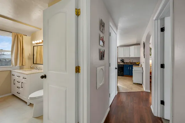 $249,900 | 1433 11th Avenue, Green Bay, WI 54304