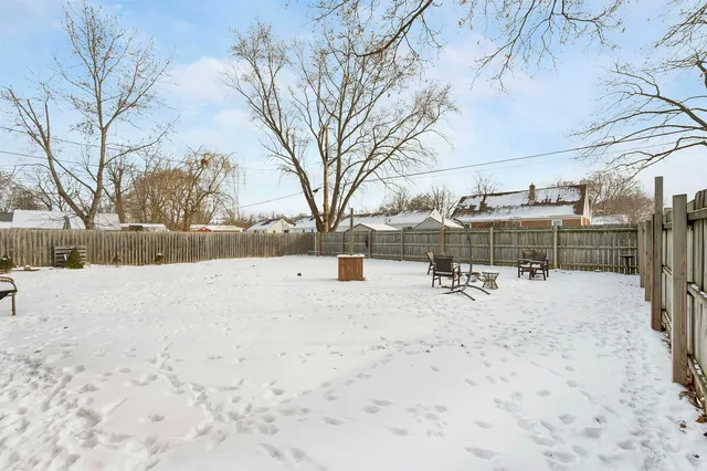 $249,900 | 1433 11th Avenue, Green Bay, WI 54304