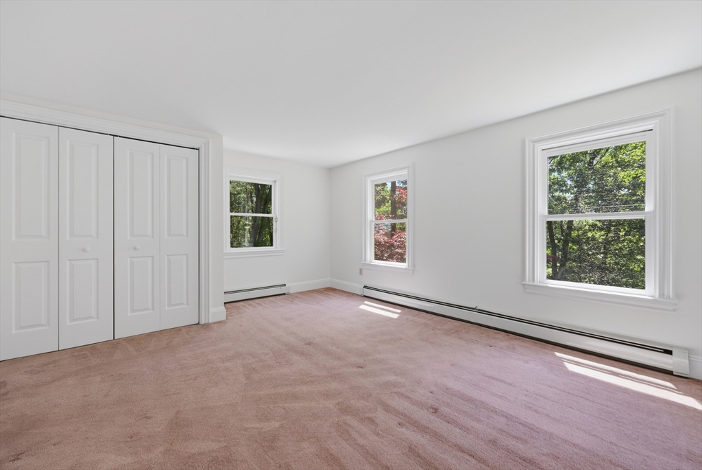 39 Beacon Street Amesbury, MA 01913 - Photo 25 of 41