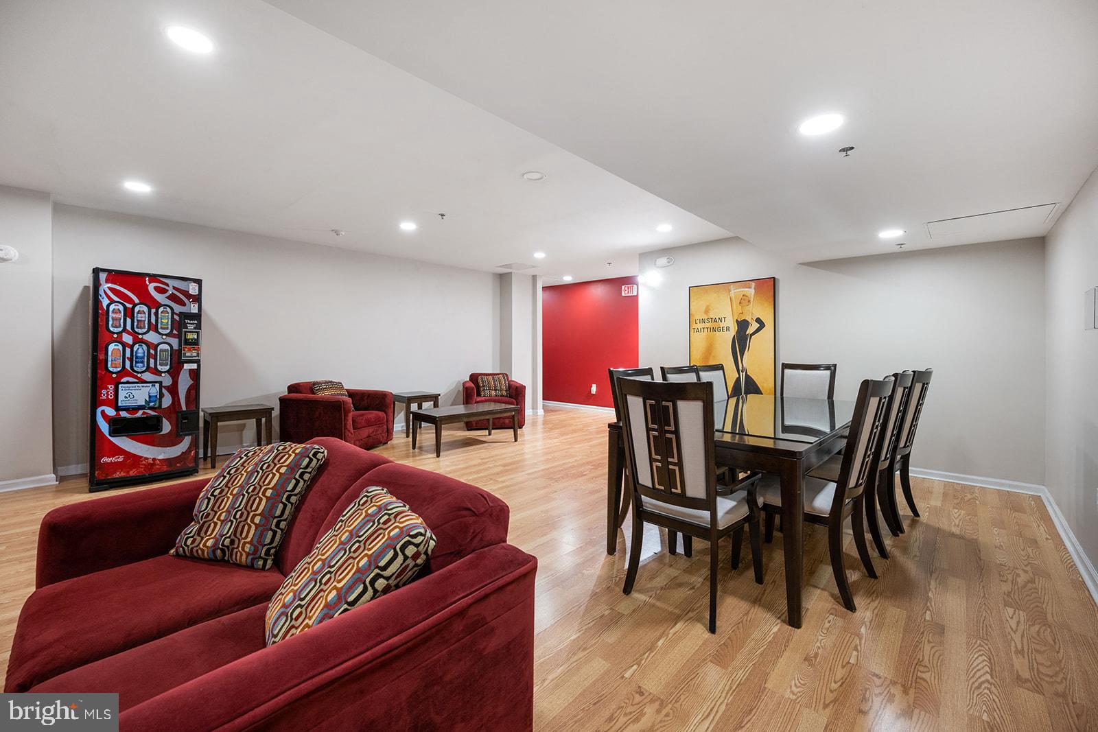 1324 Locust Street, Unit 309 Philadelphia, PA 19107 - Photo 32 of 38 24-Hr Community Room
