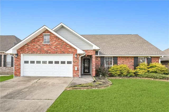$2,700 | 214 Moonraker Drive, Slidell, LA 70458