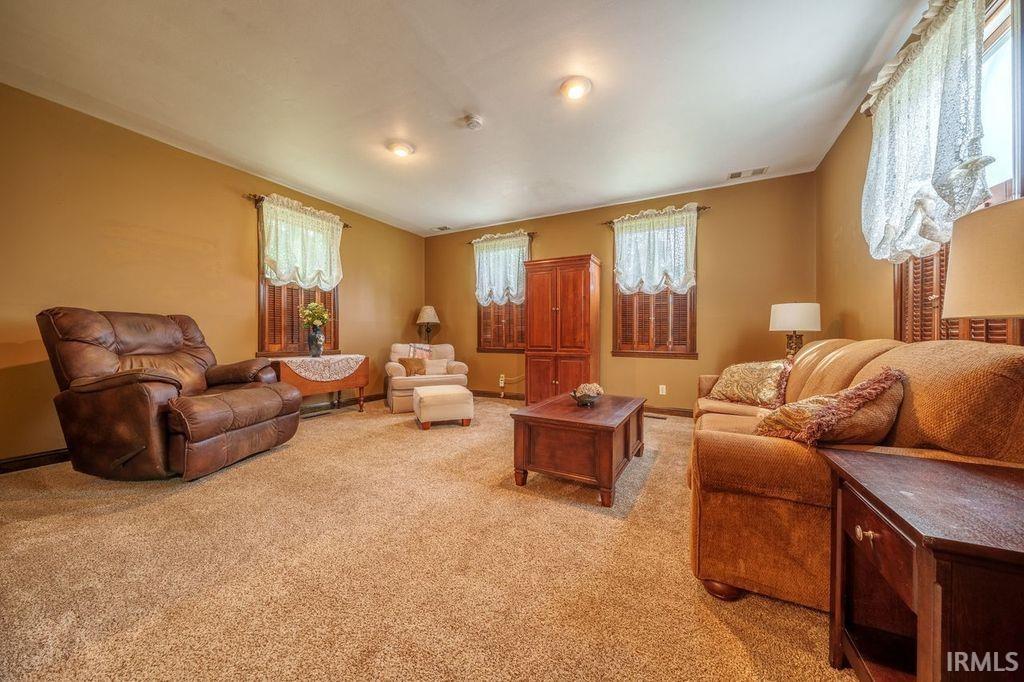2545 West Delaware Road Logansport, IN 46947 - Photo 4 of 28