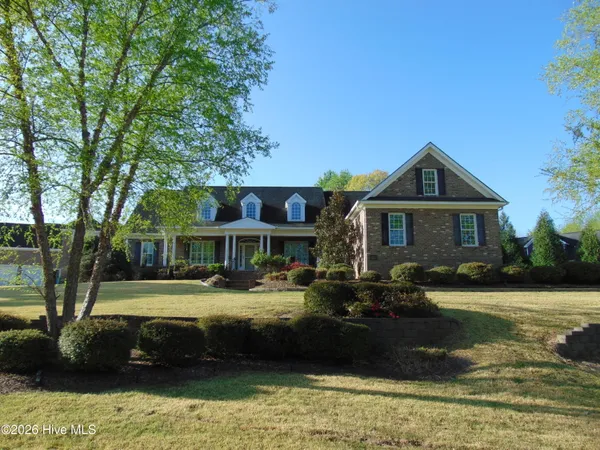 $599,900 | 916 Cambridge Drive, Rocky Mount, NC 27804