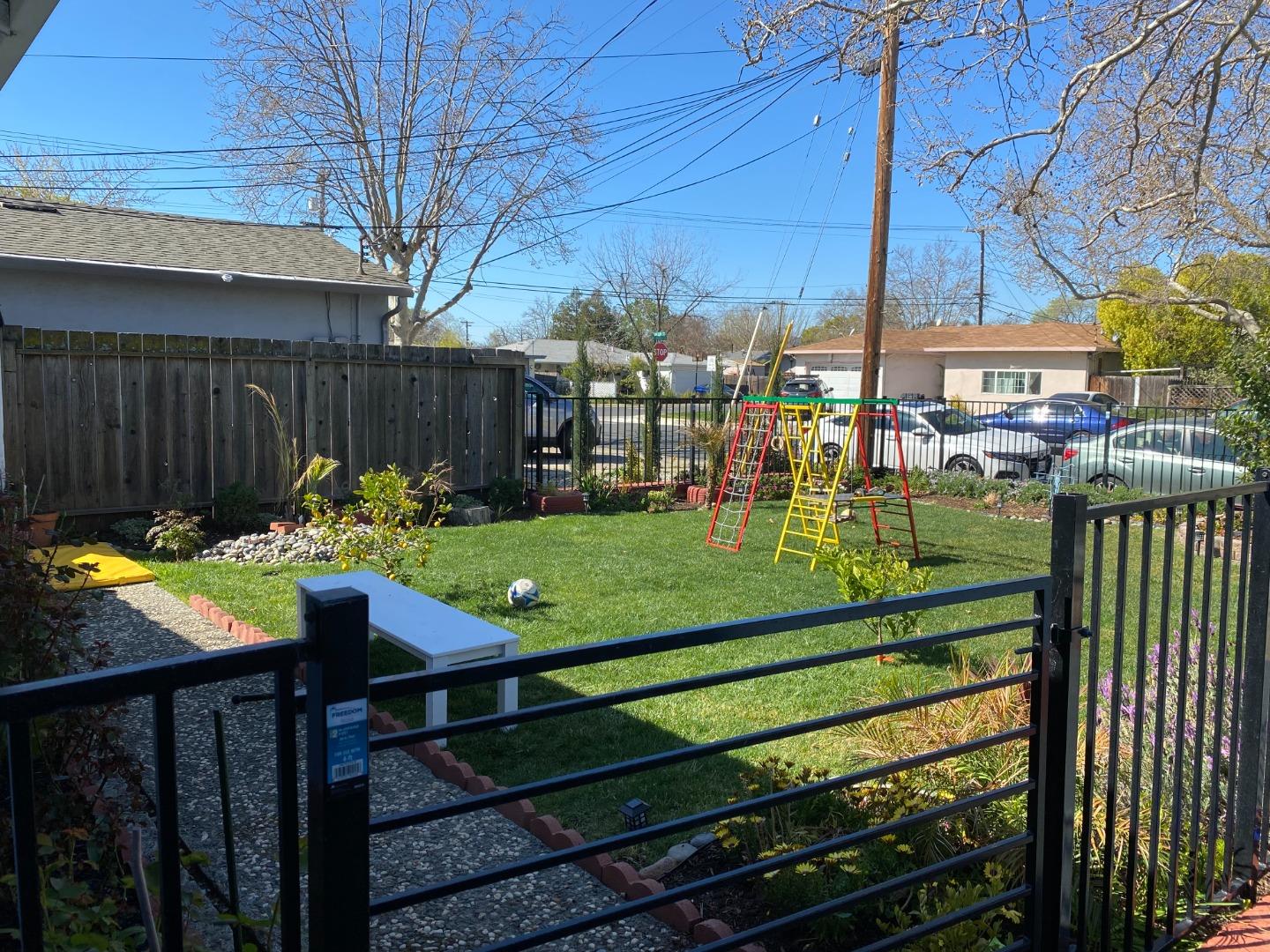 1312 Carleton Drive Concord, CA 94518 - Photo 2 of 16 a view of a chairs and table on the deck