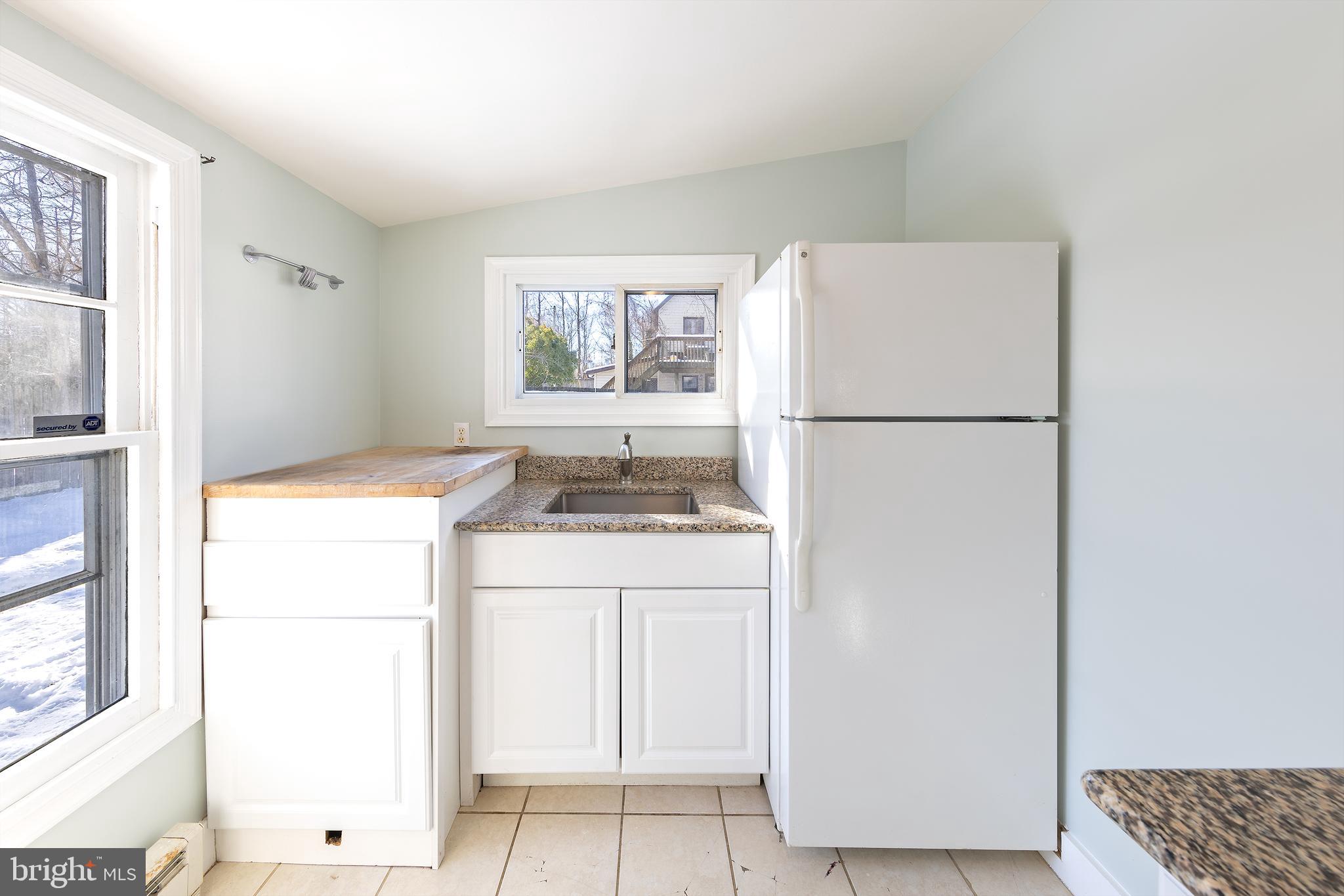 4828 Woods Wharf Road Shady Side, MD 20764 - Photo 5 of 24