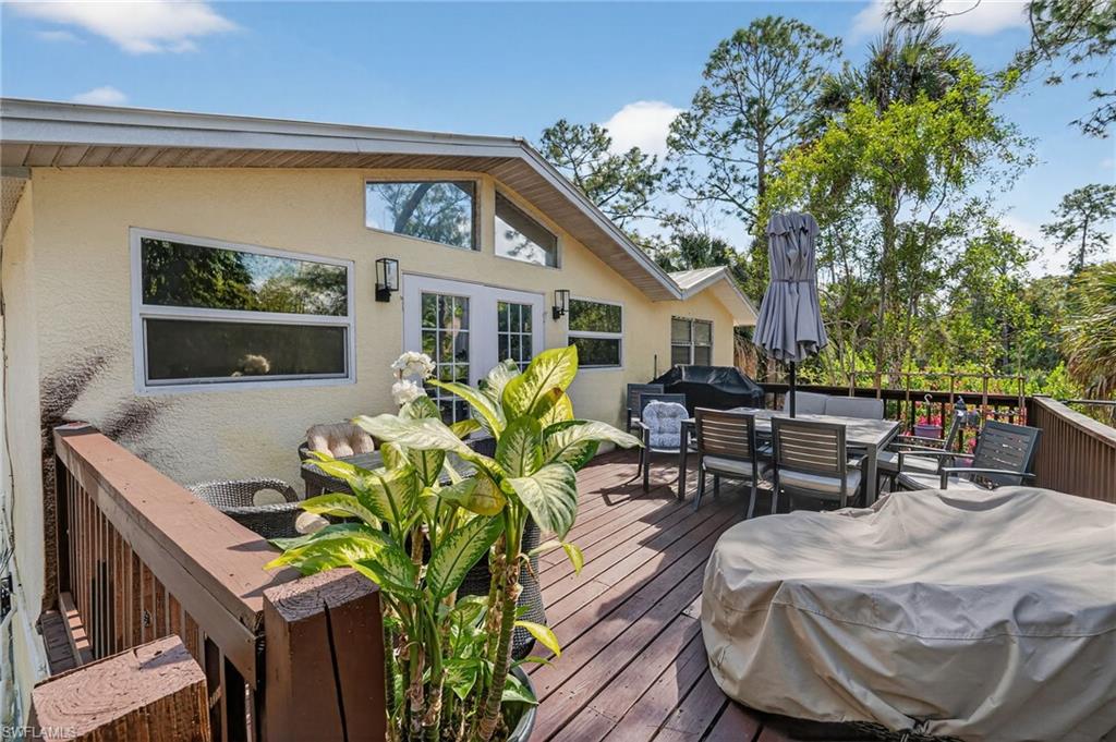 361 27th Street Southwest Naples, FL 34117 - Photo 5 of 45