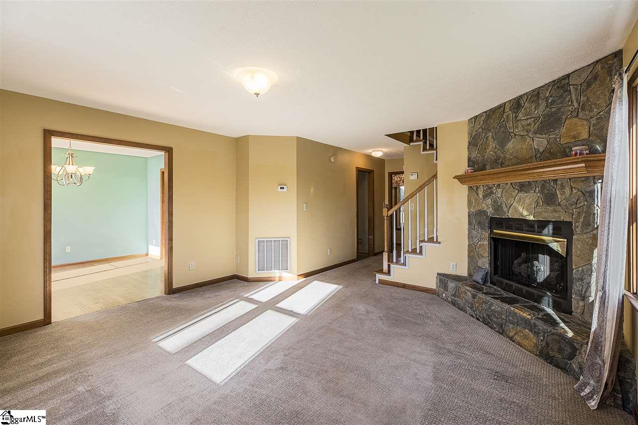 512 Meadow Ridge Road Easley, SC 29642 - Photo 6 of 20 Gallery Image 6
