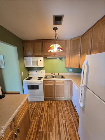 $49,999 | 1702 Ramada Boulevard, Unit E, Collinsville, IL 62234