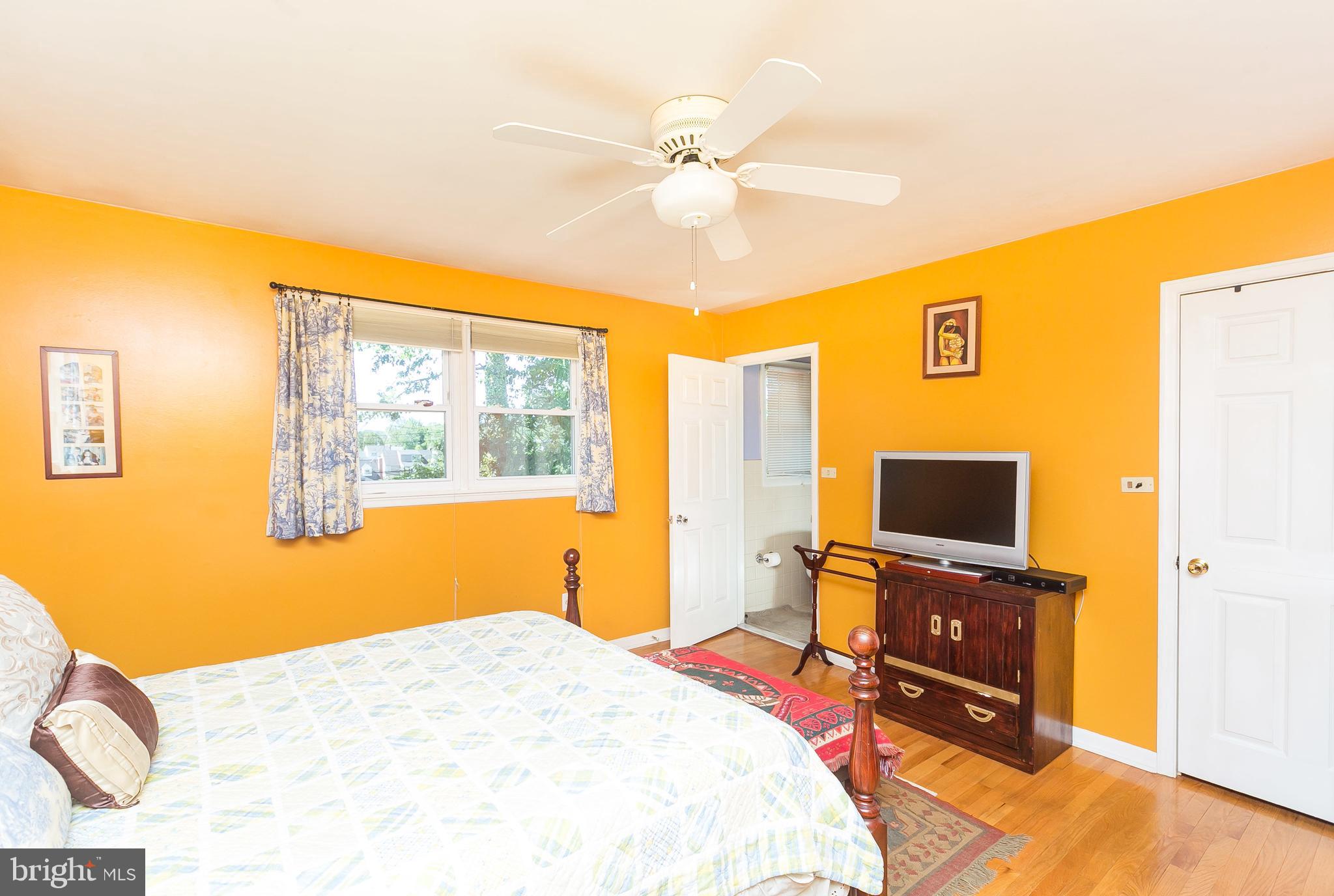 35 East Ridgely Road Lutherville-Timonium, MD 21093 - Photo 13 of 31 Gallery Image 13