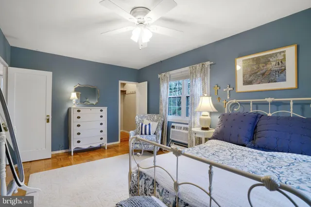 $2,695 | 1629 Fitzgerald Lane, Alexandria, VA 22302