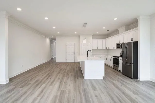 $3,000 | 1904 Gumwood Boulevard, North Charleston, SC 29406