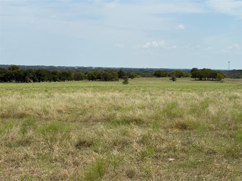 10350 Clear Creek Road West Sanger, TX 76266 - Photo 7 of 23 a view of an ocean