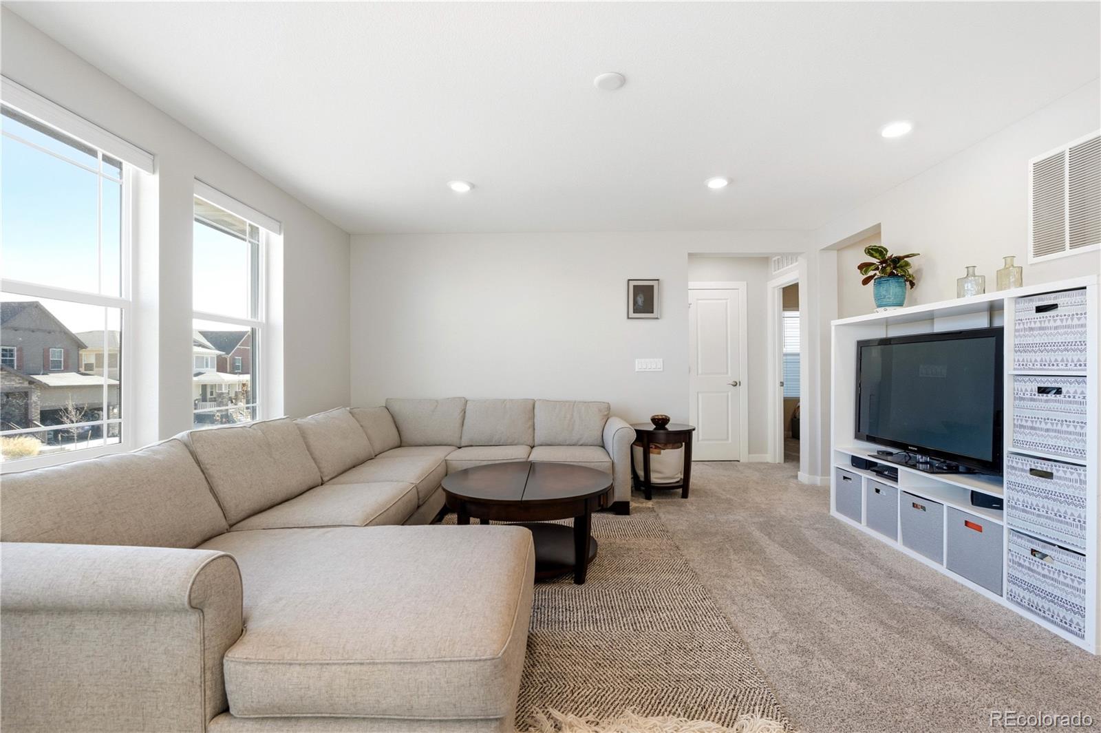 6351 Stable View Street Castle Pines, CO 80108 - Photo 15 of 30