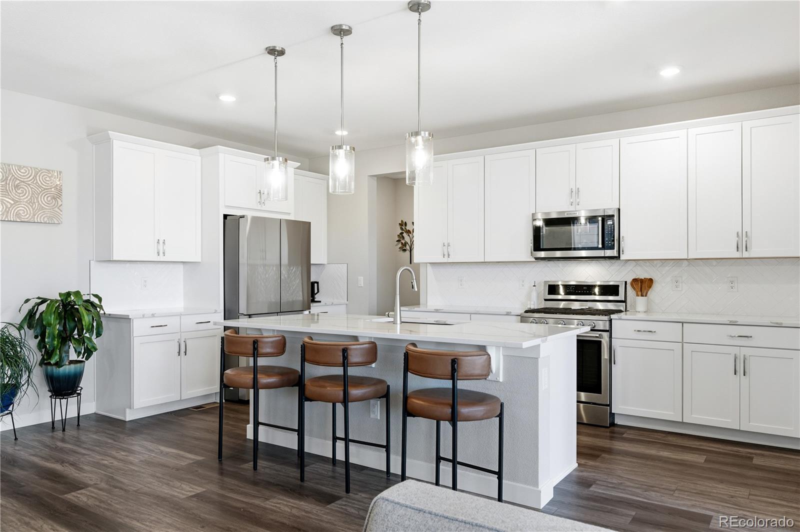 6351 Stable View Street Castle Pines, CO 80108 - Photo 5 of 30