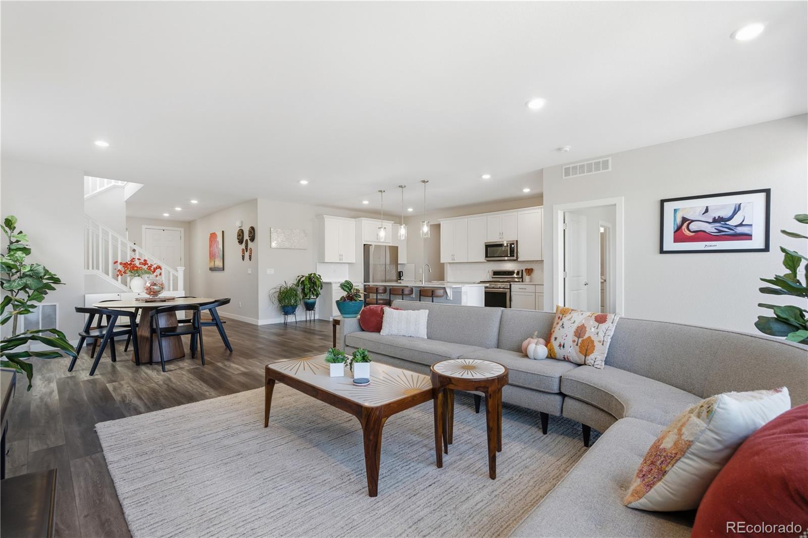 6351 Stable View Street Castle Pines, CO 80108 - Photo 7 of 30