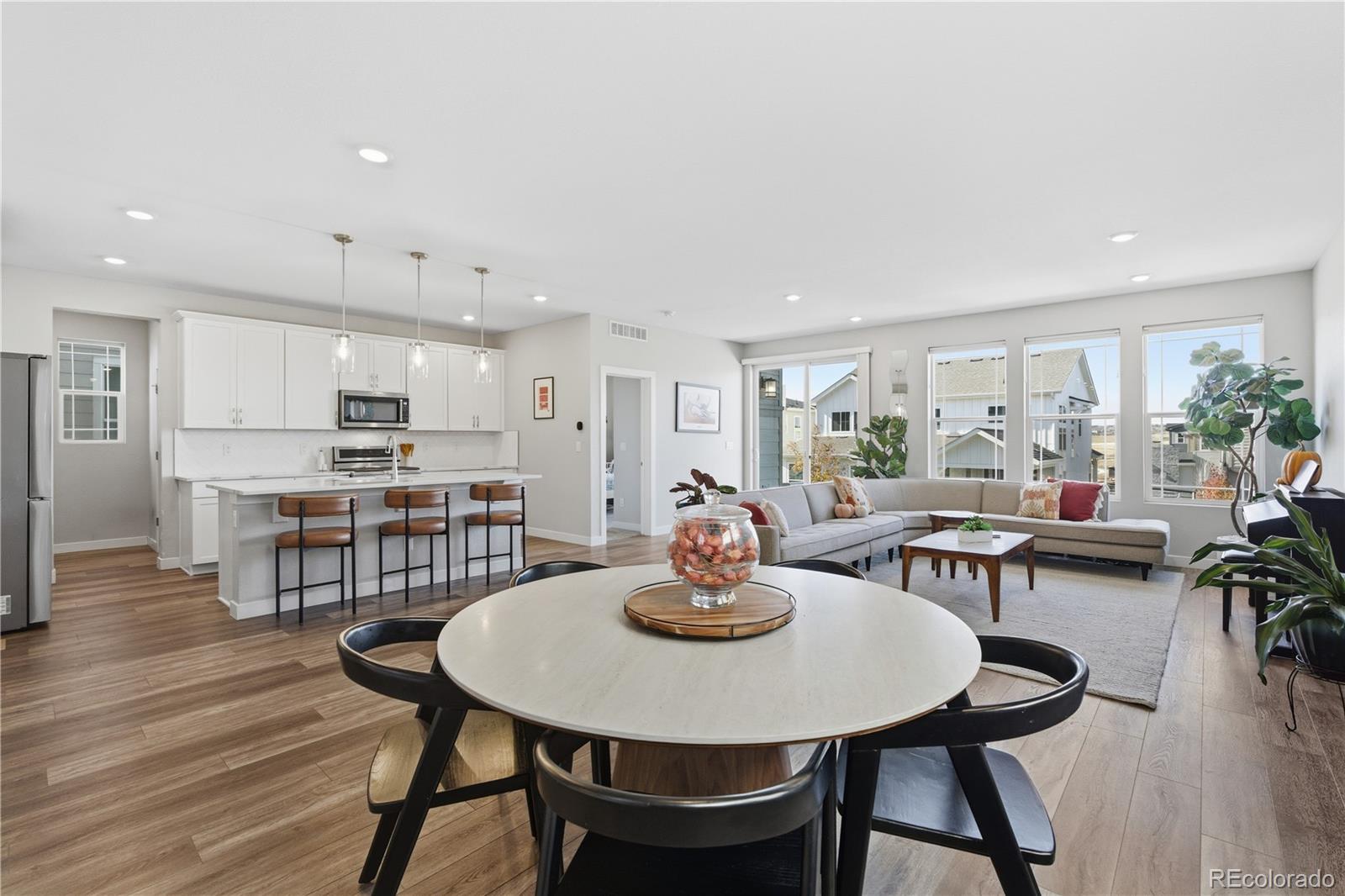 6351 Stable View Street Castle Pines, CO 80108 - Photo 8 of 30