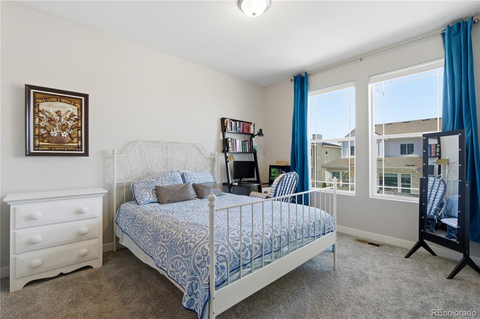 6351 Stable View Street Castle Pines, CO 80108 - Photo 10 of 30