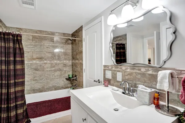 $250,000 | 120 Northwest 53rd Place, Pompano Beach, FL 33064
